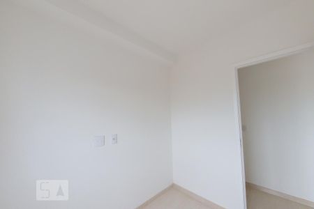 Quarto 1 de apartamento para alugar com 2 quartos, 42m² em Vila Galvão, Guarulhos