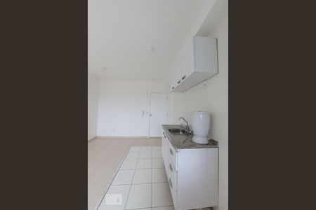 Cozinha de apartamento para alugar com 2 quartos, 42m² em Vila Galvão, Guarulhos