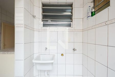 Apartamento à venda com 115m², 3 quartos e 1 vagaÁrea de Serviço