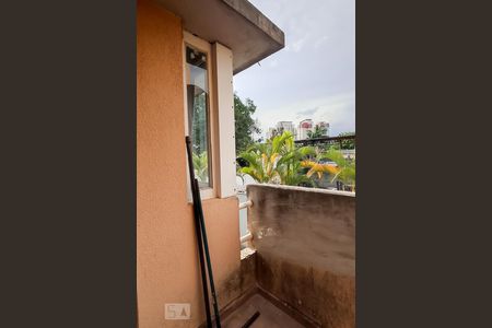 Casa de condomínio para alugar com 102m², 3 quartos e 2 vagasVaranda suíte