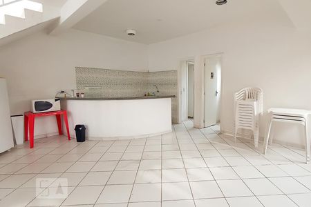 Casa de condomínio para alugar com 102m², 3 quartos e 2 vagasÁrea comum - Salão de festas