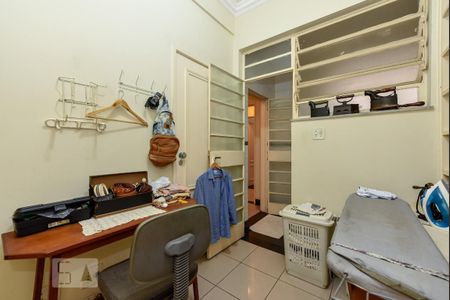 Apartamento à venda com 294m², 3 quartos e 1 vagaQuarto de Serviço