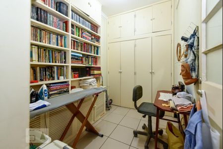 Apartamento à venda com 294m², 3 quartos e 1 vagaQuarto de Serviço