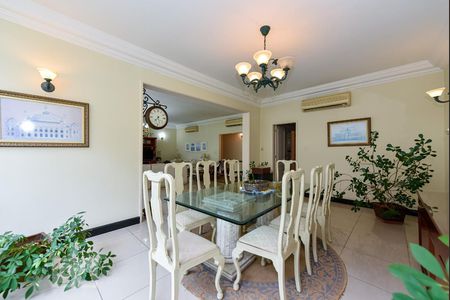 Apartamento à venda com 294m², 3 quartos e 1 vagaSala