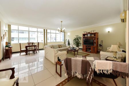 Apartamento à venda com 294m², 3 quartos e 1 vagaSala