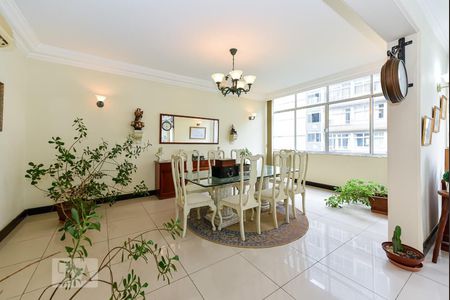 Apartamento à venda com 294m², 3 quartos e 1 vagaSala