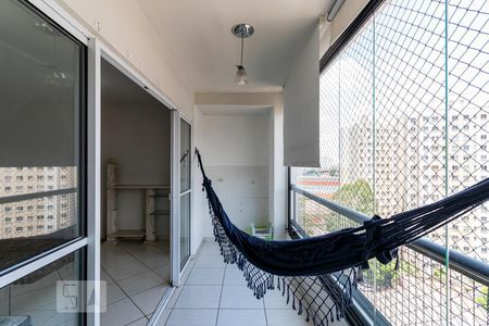 Varanda de kitnet/studio à venda com 1 quarto, 38m² em Cambuci, São Paulo