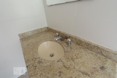 Apartamento para alugar com 64m², 2 quartos e 1 vaga Apartamento para alugar com 64m², 2 quartos e 1 vagaBanheiro