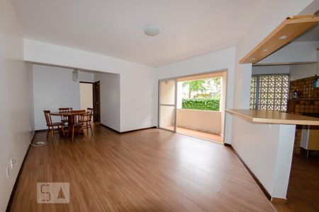 Sala de apartamento para alugar com 2 quartos, 64m² em Pantanal, Florianópolis