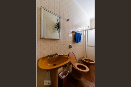 Casa à venda com 200m², 3 quartos e sem vagaBanheiro