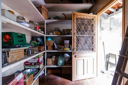 Casa à venda com 200m², 3 quartos e sem vagaDepósito ou Quarto de Serviço