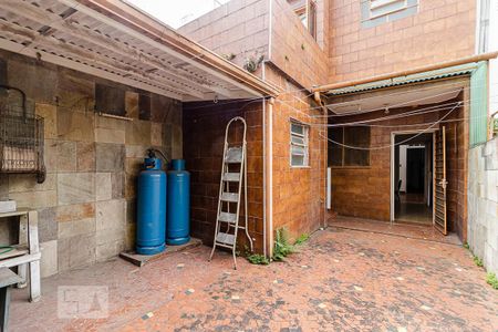 Casa à venda com 200m², 3 quartos e sem vagaQuintal