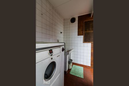 Casa à venda com 200m², 3 quartos e sem vagaÁrea de Serviço