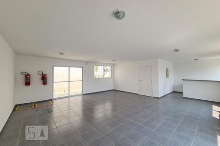 Apartamento para alugar com 40m², 2 quartos e 1 vaga Apartamento para alugar com 40m², 2 quartos e 1 vagaÁrea comum - Salão de festas