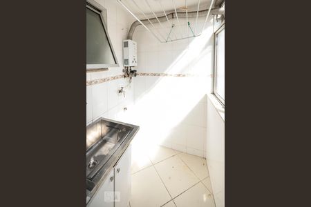 Apartamento à venda com 60m², 2 quartos e 1 vagaÁrea de Serviço