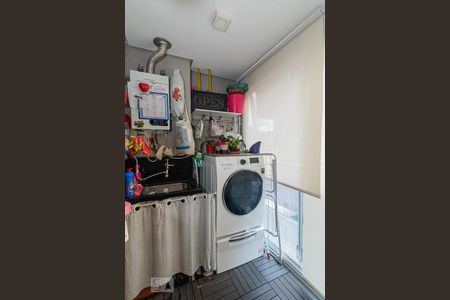 Apartamento à venda com 47m², 2 quartos e 2 vagasÁrea de Serviço e Varanda