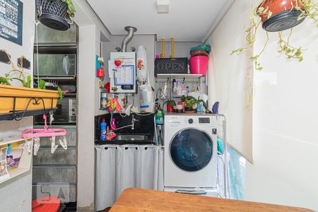 Apartamento à venda com 47m², 2 quartos e 2 vagasÁrea de Serviço e Varanda