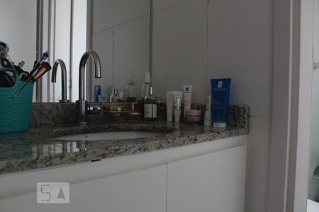 Apartamento à venda com 189m², 4 quartos e 2 vagasBanheiro - Suíte 2