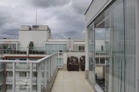 Apartamento à venda com 189m², 4 quartos e 2 vagasÁrea Externa