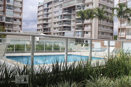 Apartamento à venda com 189m², 4 quartos e 2 vagasÁrea Comum - Piscina