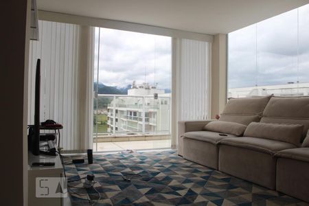 Apartamento à venda com 189m², 4 quartos e 2 vagasSala - 2º Andar