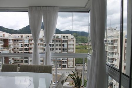 Apartamento à venda com 189m², 4 quartos e 2 vagasVaranda