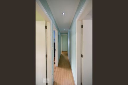 Apartamento à venda com 120m², 3 quartos e 2 vagasCorredor