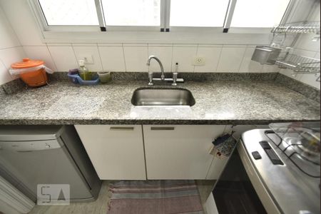 Apartamento à venda com 120m², 3 quartos e 2 vagasCozinha