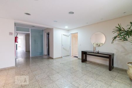 Apartamento para alugar com 84m², 3 quartos e 2 vagasHall de entrada do prédio