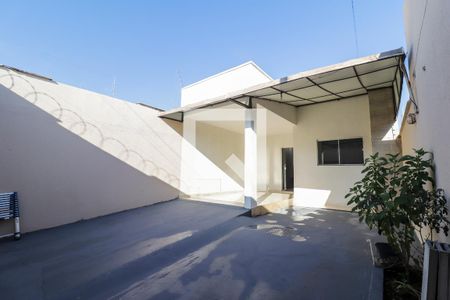 Casa para alugar com 156m², 4 quartos e 2 vagas Casa para alugar com 156m², 4 quartos e 2 vagasGaragem