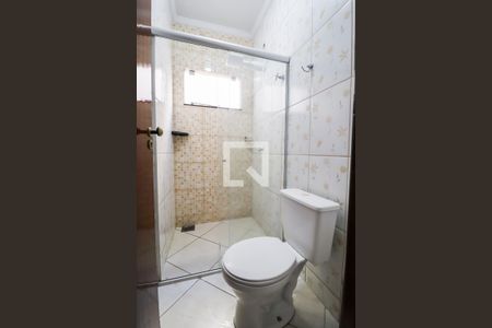 Casa para alugar com 156m², 4 quartos e 2 vagas Casa para alugar com 156m², 4 quartos e 2 vagasBanheiro social