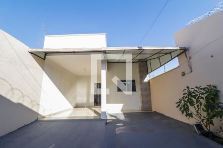 Casa para alugar com 156m², 4 quartos e 2 vagas Casa para alugar com 156m², 4 quartos e 2 vagasFachada