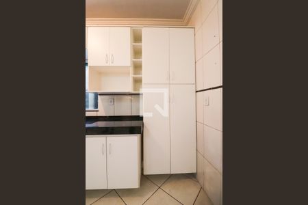 Casa para alugar com 156m², 4 quartos e 2 vagas Casa para alugar com 156m², 4 quartos e 2 vagasCozinha