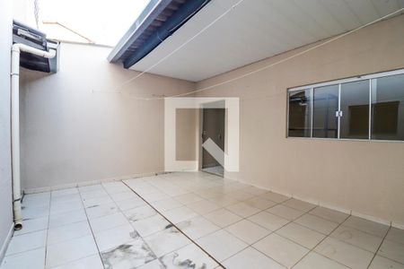 Casa para alugar com 156m², 4 quartos e 2 vagas Casa para alugar com 156m², 4 quartos e 2 vagasÁrea de serviço