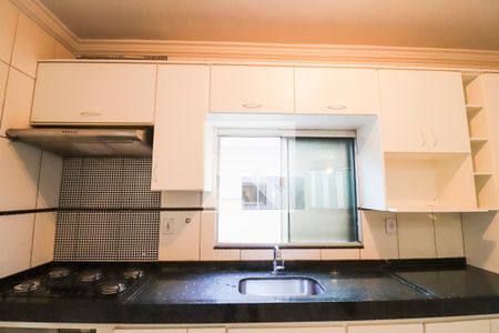 Casa para alugar com 156m², 4 quartos e 2 vagas Casa para alugar com 156m², 4 quartos e 2 vagasCozinha