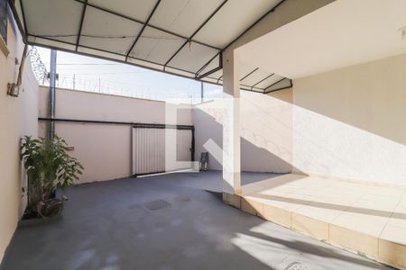 Casa para alugar com 156m², 4 quartos e 2 vagas Casa para alugar com 156m², 4 quartos e 2 vagasGaragem