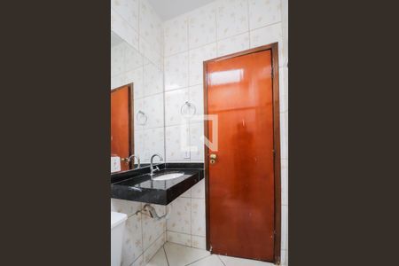 Casa para alugar com 156m², 4 quartos e 2 vagas Casa para alugar com 156m², 4 quartos e 2 vagasBanheiro da suíte