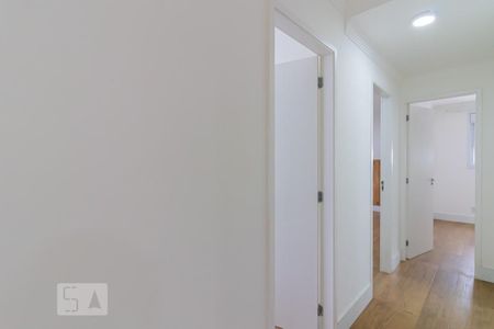 Apartamento à venda com 70m², 2 quartos e 2 vagasCorredor