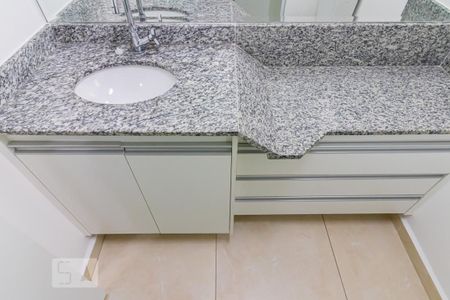 Apartamento à venda com 70m², 2 quartos e 2 vagasBanheiro