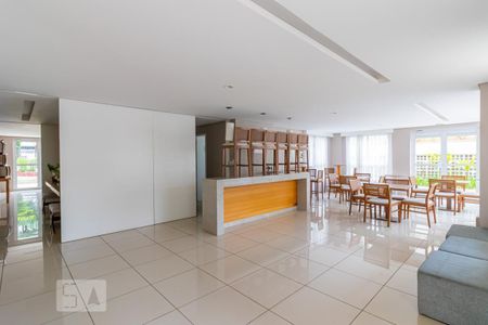 Apartamento à venda com 70m², 2 quartos e 2 vagasSalão de festas