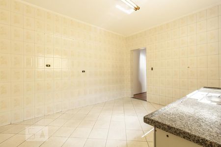 Casa à venda com 280m², 2 quartos e 2 vagas Casa à venda com 280m², 2 quartos e 2 vagasCozinha