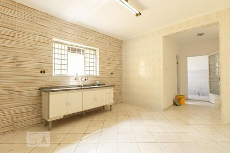 Casa à venda com 280m², 2 quartos e 2 vagas Casa à venda com 280m², 2 quartos e 2 vagasCozinha