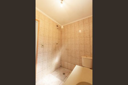 Casa à venda com 280m², 2 quartos e 2 vagas Casa à venda com 280m², 2 quartos e 2 vagasBanheiro