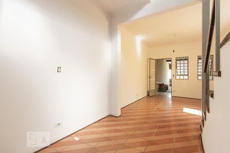 Casa à venda com 280m², 2 quartos e 2 vagas Casa à venda com 280m², 2 quartos e 2 vagasSala