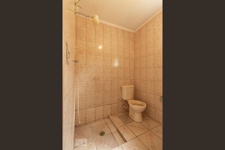 Casa à venda com 280m², 2 quartos e 2 vagas Casa à venda com 280m², 2 quartos e 2 vagasBanheiro