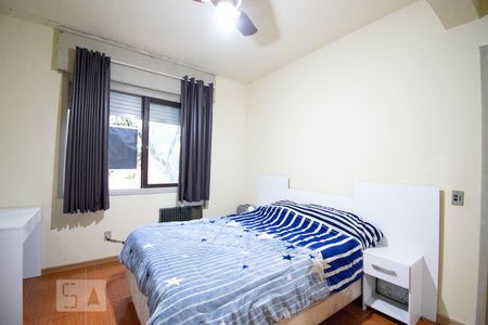 Quarto de apartamento à venda com 1 quarto, 84m² em Teresópolis, Porto Alegre