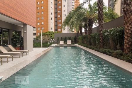 Studio à venda com 32m², 1 quarto e sem vagaPiscina