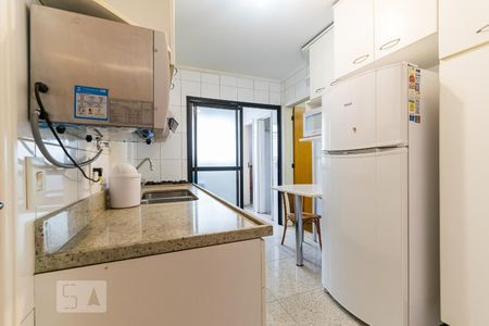 Apartamento para alugar com 105m², 3 quartos e 2 vagasCozinha