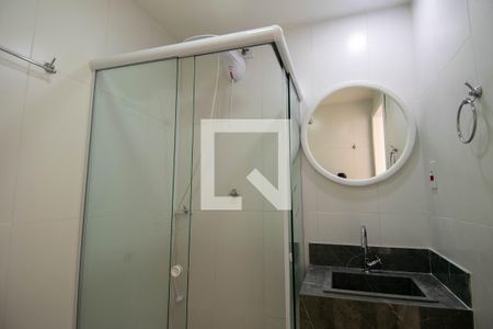 Banheiro de apartamento para alugar com 1 quarto, 35m² em Copacabana, Rio de Janeiro