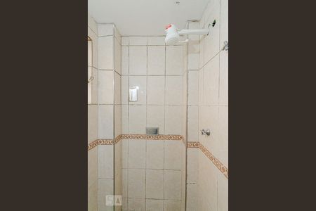 Banheiro de kitnet/studio para alugar com 1 quarto, 30m² em Bela Vista, São Paulo